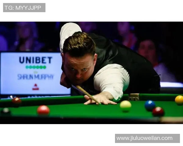 墨菲与布雷切尔激战正酣比分悬念迭起引发球迷热议